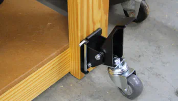 The workbench caster inserted into the quick release plate.
